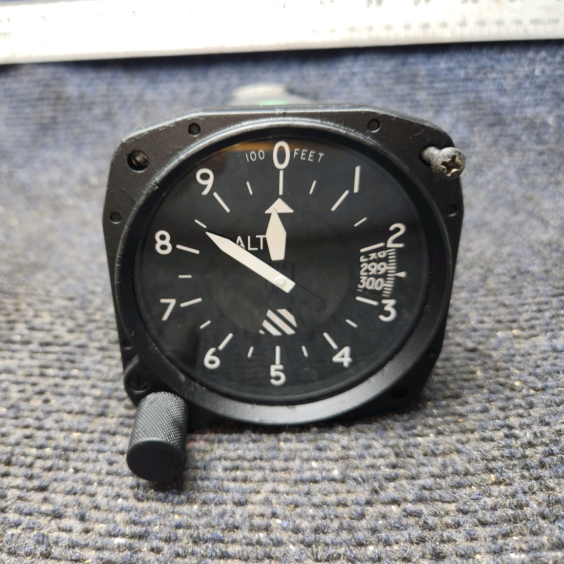Used aircraft parts for sale, C661071-0101 United Instruments 5934P-1 Cessna 172 Altimeter