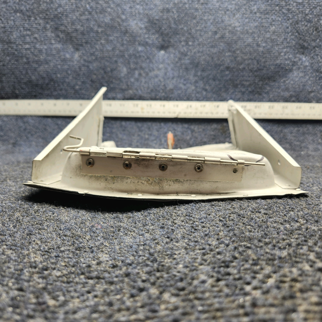 Used aircraft parts for sale, 0752609-204 Cessna C182Q COWL FLAP LH "SEE PHOTOS FOR DETAILS"