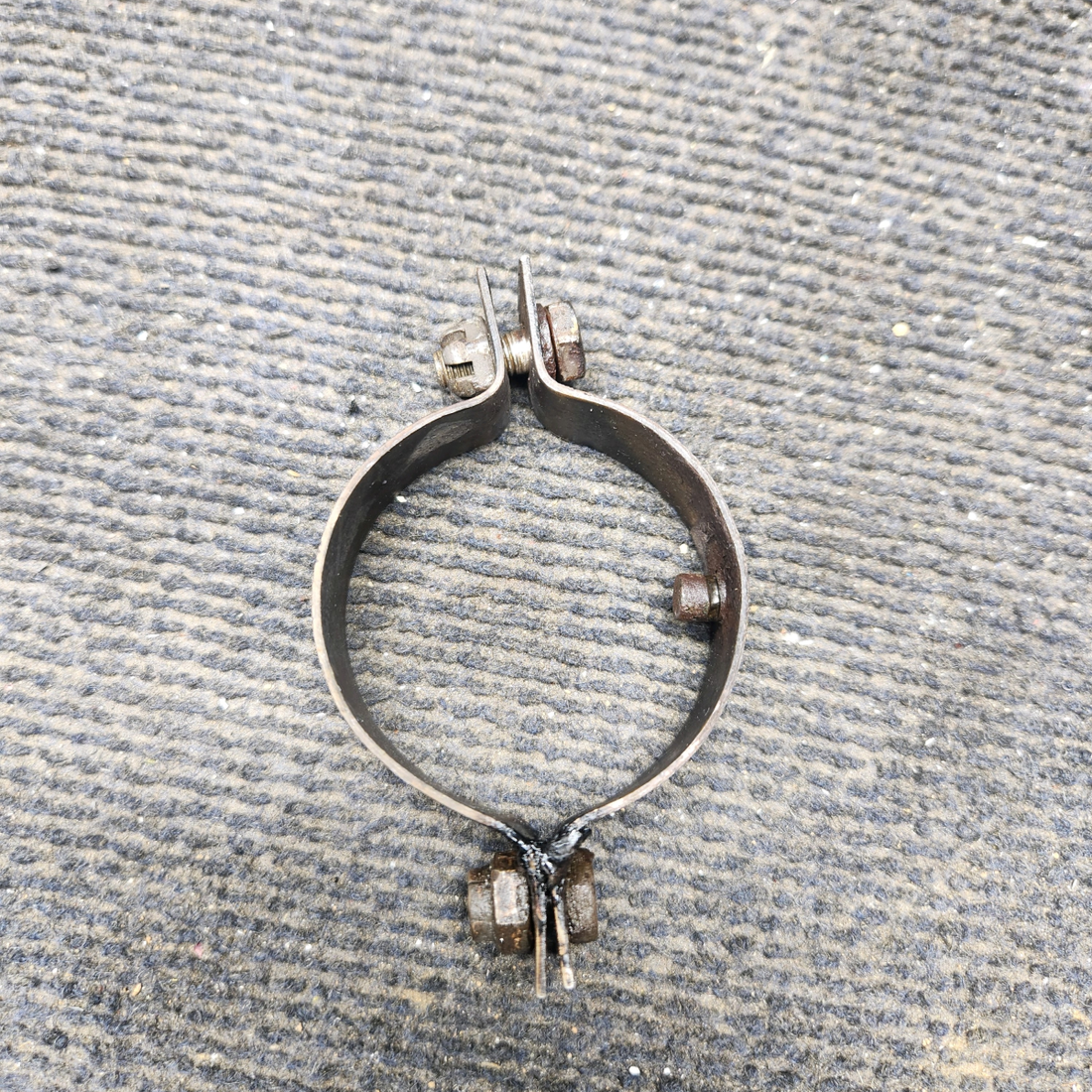 Used aircraft parts for sale, 0450338-9, 0450338-10 cessna 150G Tailpipe Clamp
