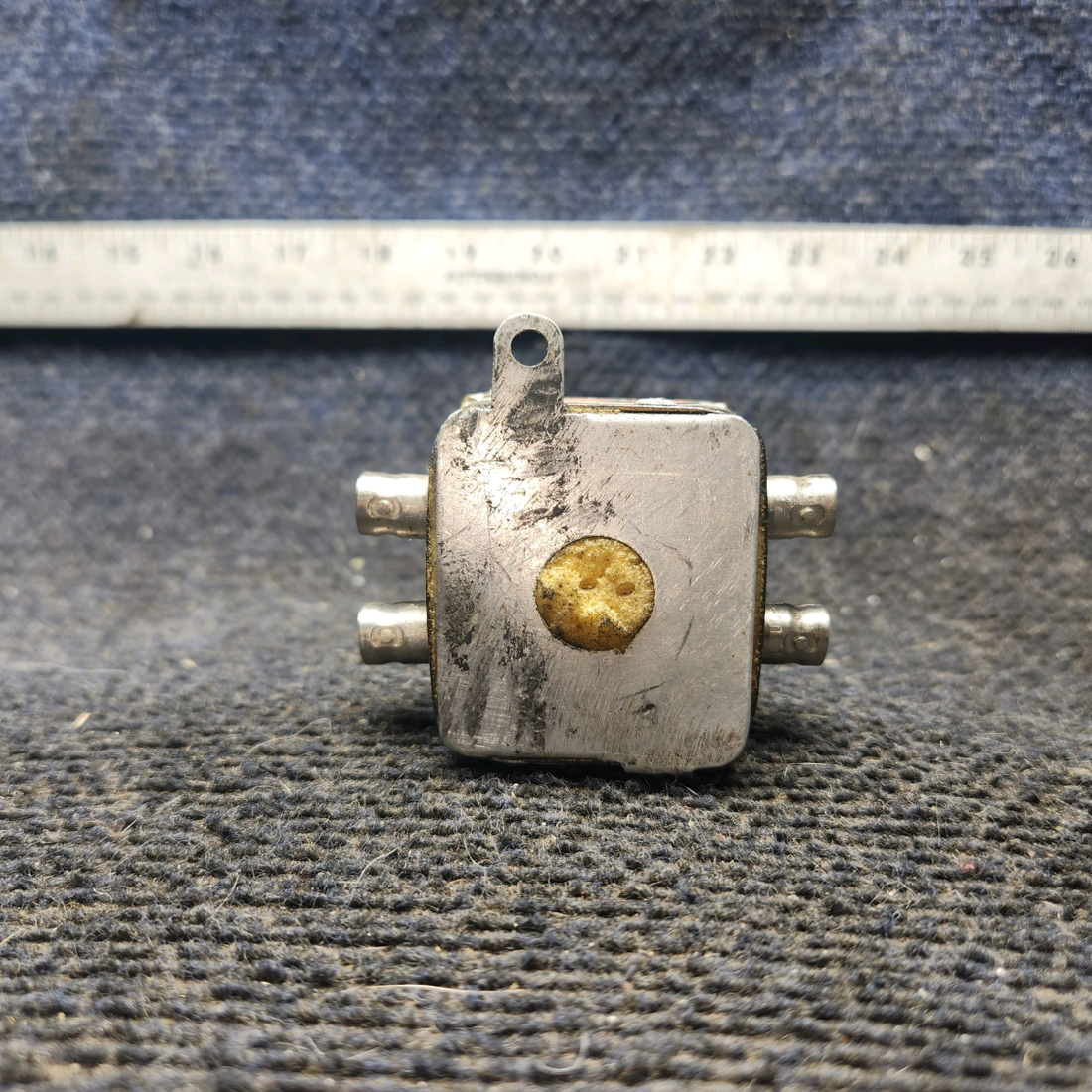 Used aircraft parts for sale, AV-571 Antenna Specialists Co piper PA-28-181 NAV/VOR/LOC/GS Triplexer