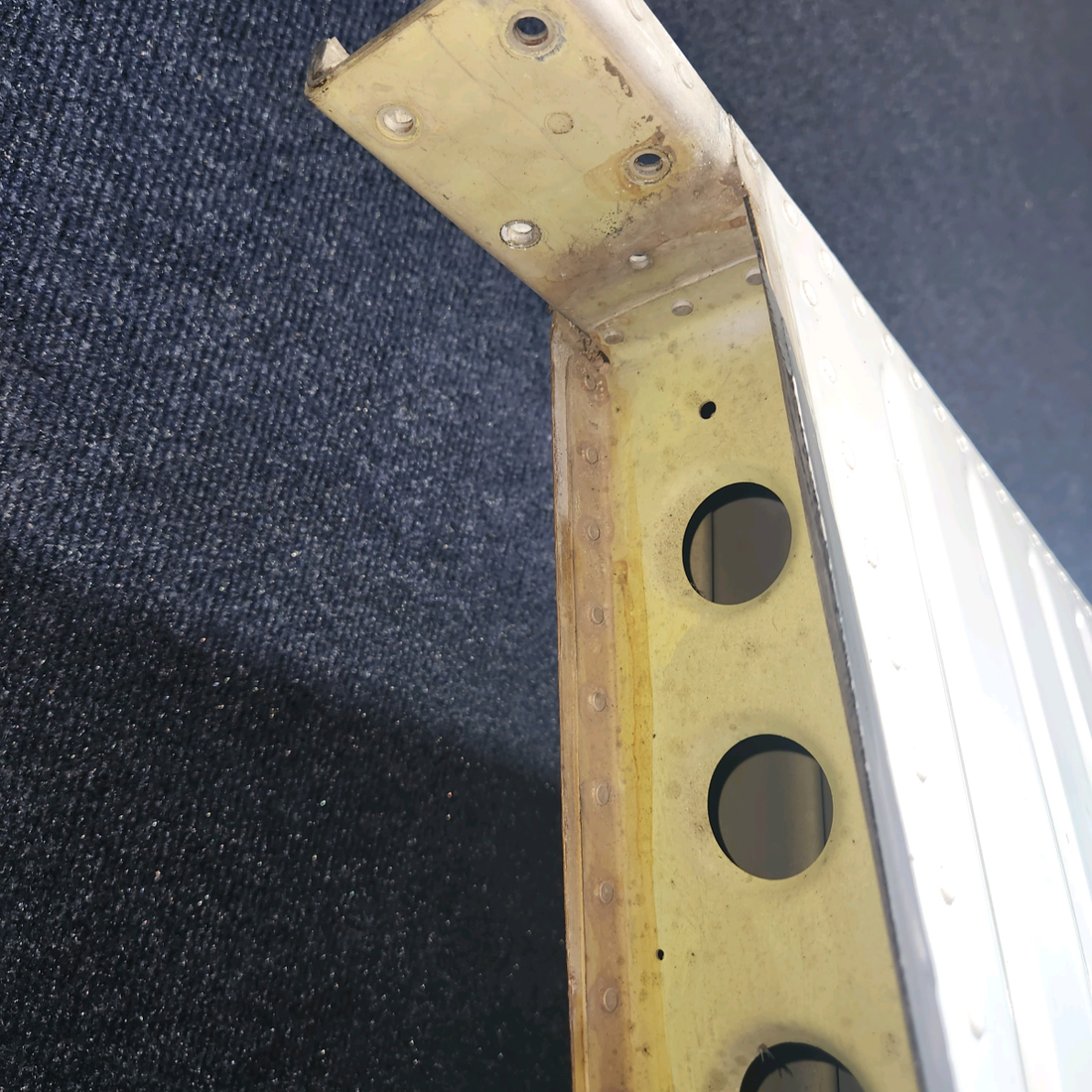 Used aircraft parts for sale, 33-620000-611 Beechcraft F33A HORIZONTAL STABILIZER ASSY LH