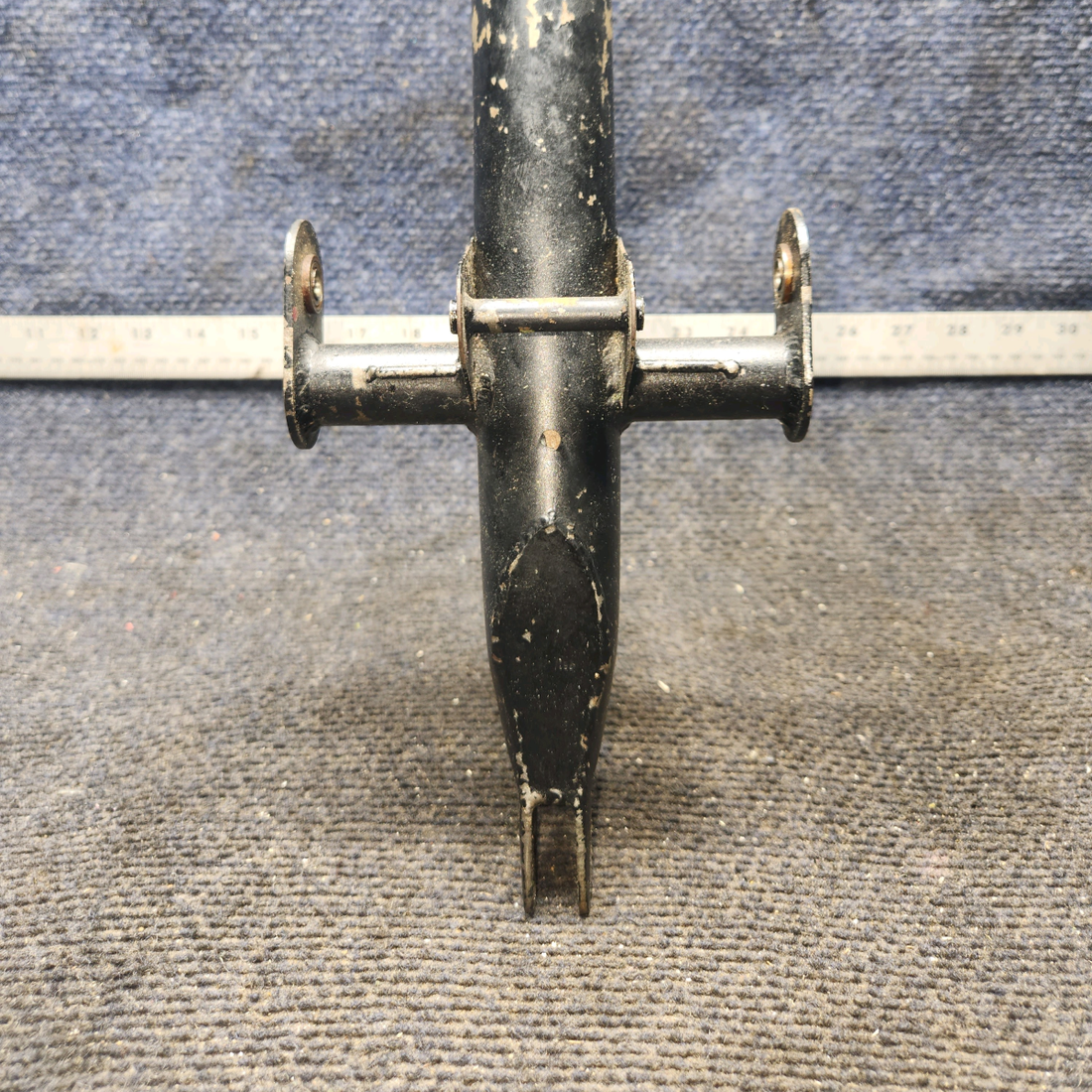 Used aircraft parts for sale, 62019-004 Piper PA32RT-300 Control Column Assy