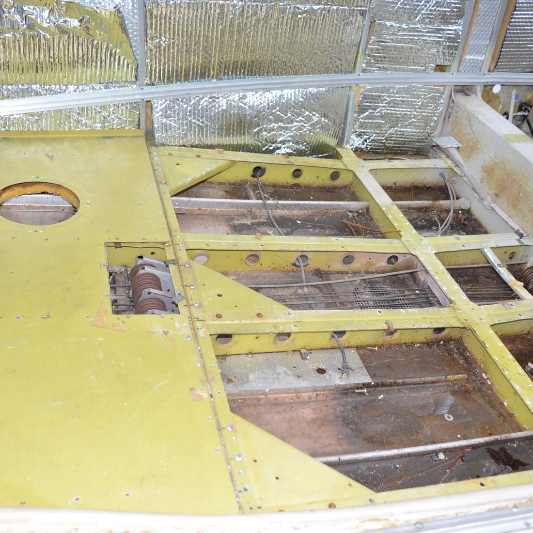 Used aircraft parts for sale, 95-B55 Baron BEECHCRAFT 95-55B FUSELAGE WITH BELLY LANDING, DAMAGE NOSE