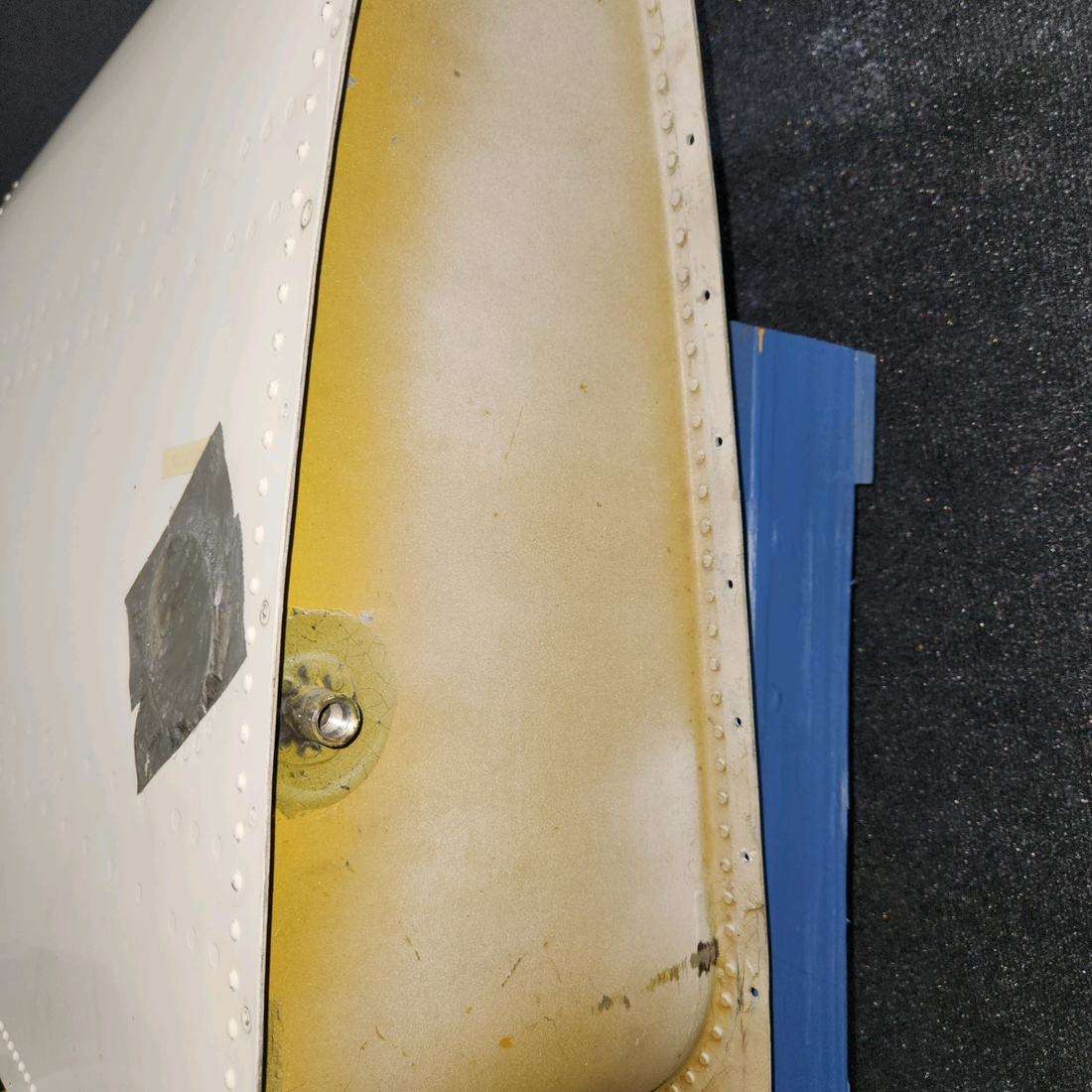 Used aircraft parts for sale, 95070-004 Piper PA32RT-300 Fuel Tank Assy Outboard- LH - See Photos Por Details