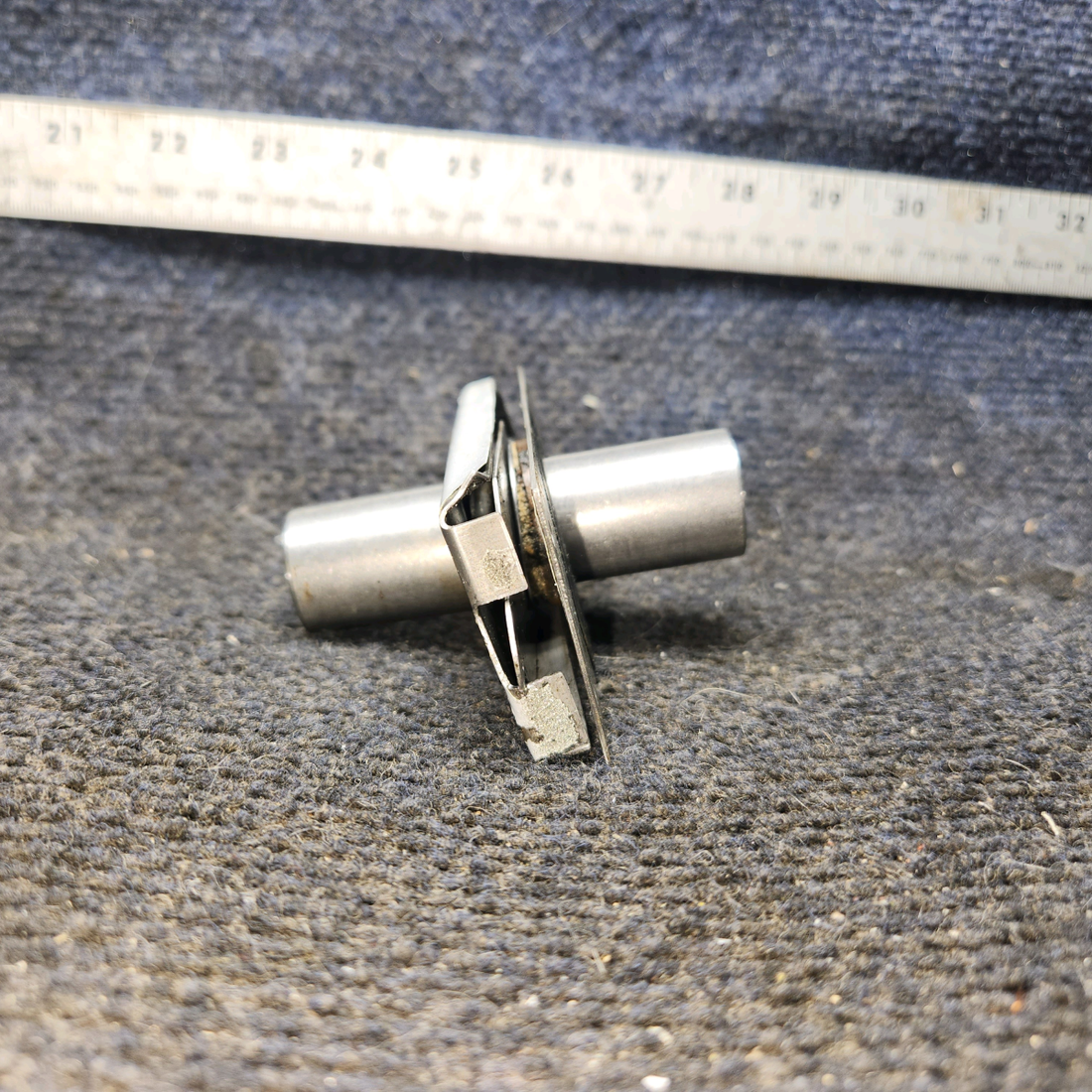 Used aircraft parts for sale, 69279-000 piper PA-28-181 Defroster Valve Assembly