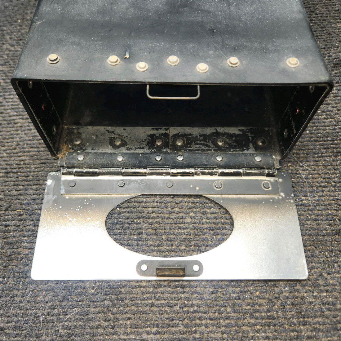 Used aircraft parts for sale, 0513085-3 cessna 172N Map Case Assembly