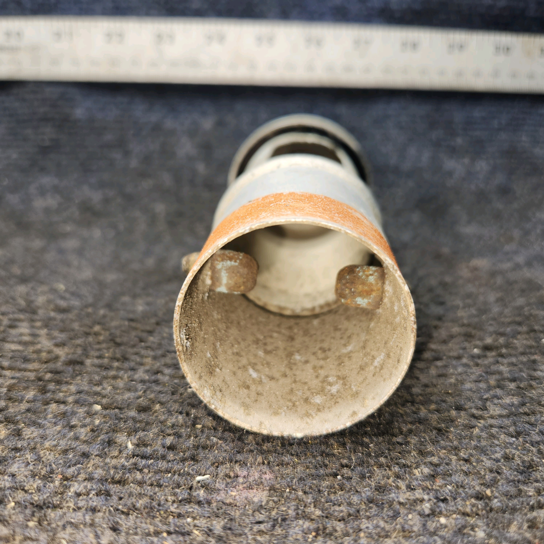 Used aircraft parts for sale, 0413163-18 Cessna 172F Outlet Assy with cap