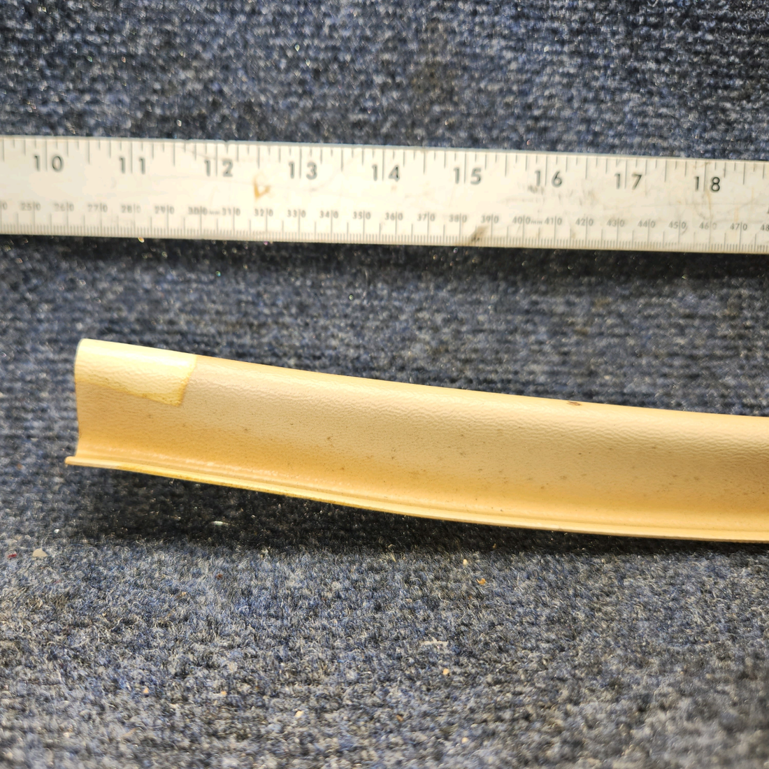 Used aircraft parts for sale, 63149-013 Piper PA28-140 Upper RH Windshield Bow Trim