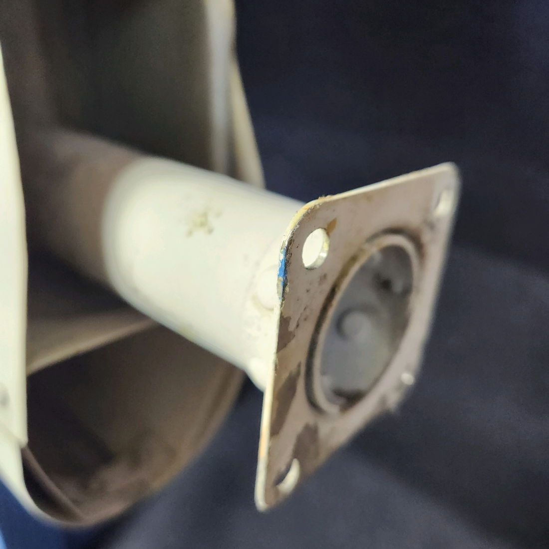 Used aircraft parts for sale, 2432000-200 CESSNA C172RG ELEVATOR ASSEMBLY RH W/ TRIM TAB