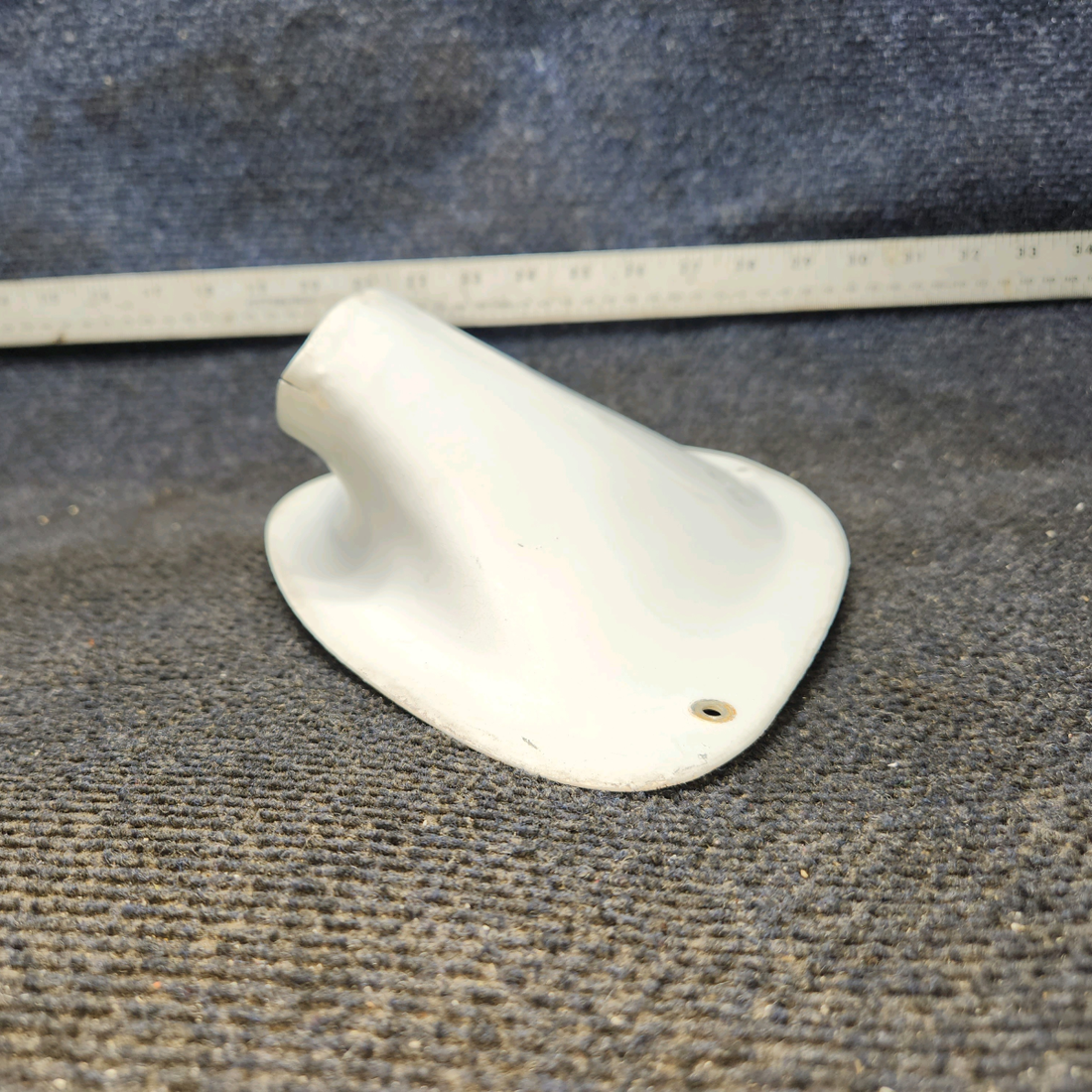 Used aircraft parts for sale, 0522150-3 Cessna 172F Wing Upper Strut Fairing - LH