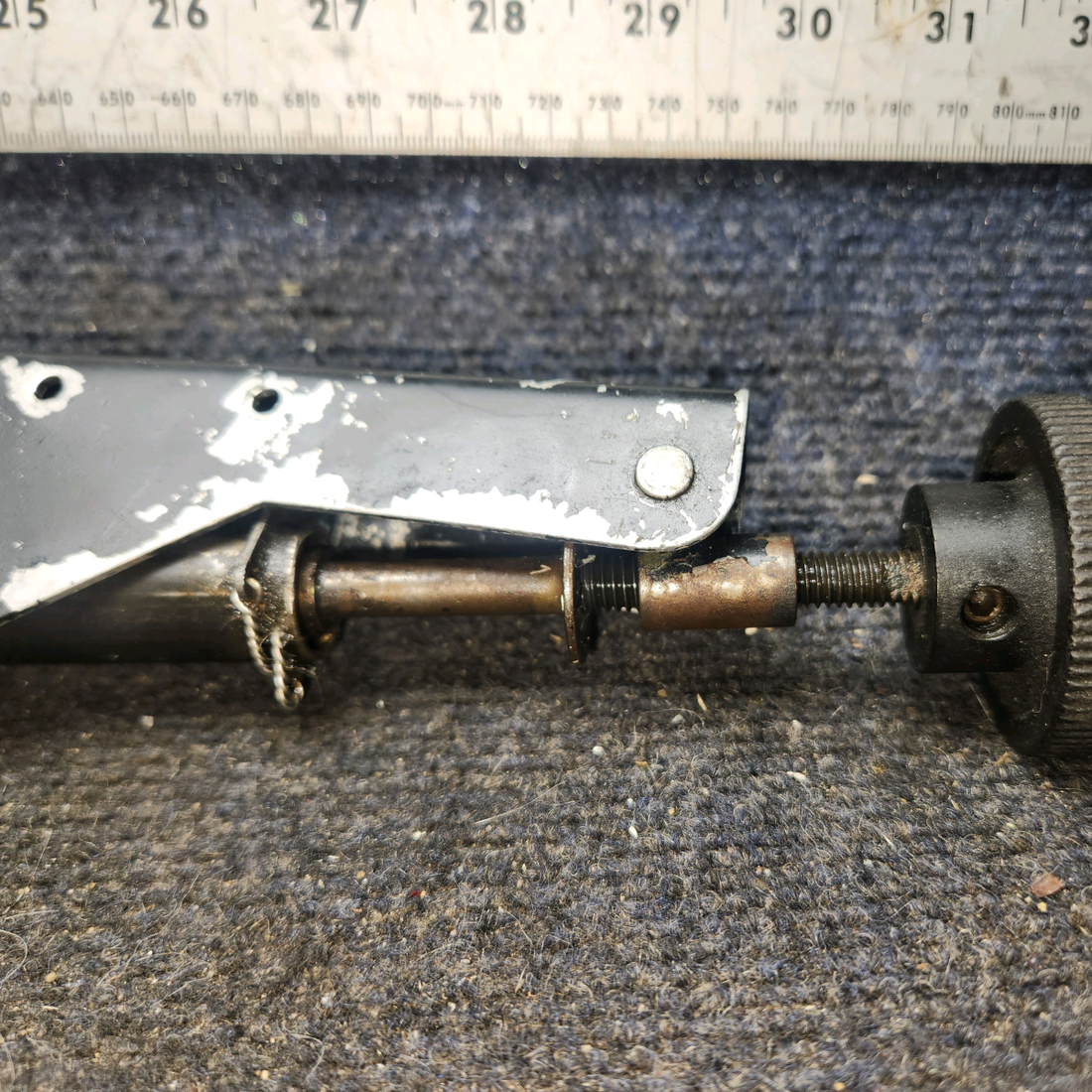 Used aircraft parts for sale, 65837-002, 69318-000 piper PA-28-181 Rudder Trim Adjustment Assembly