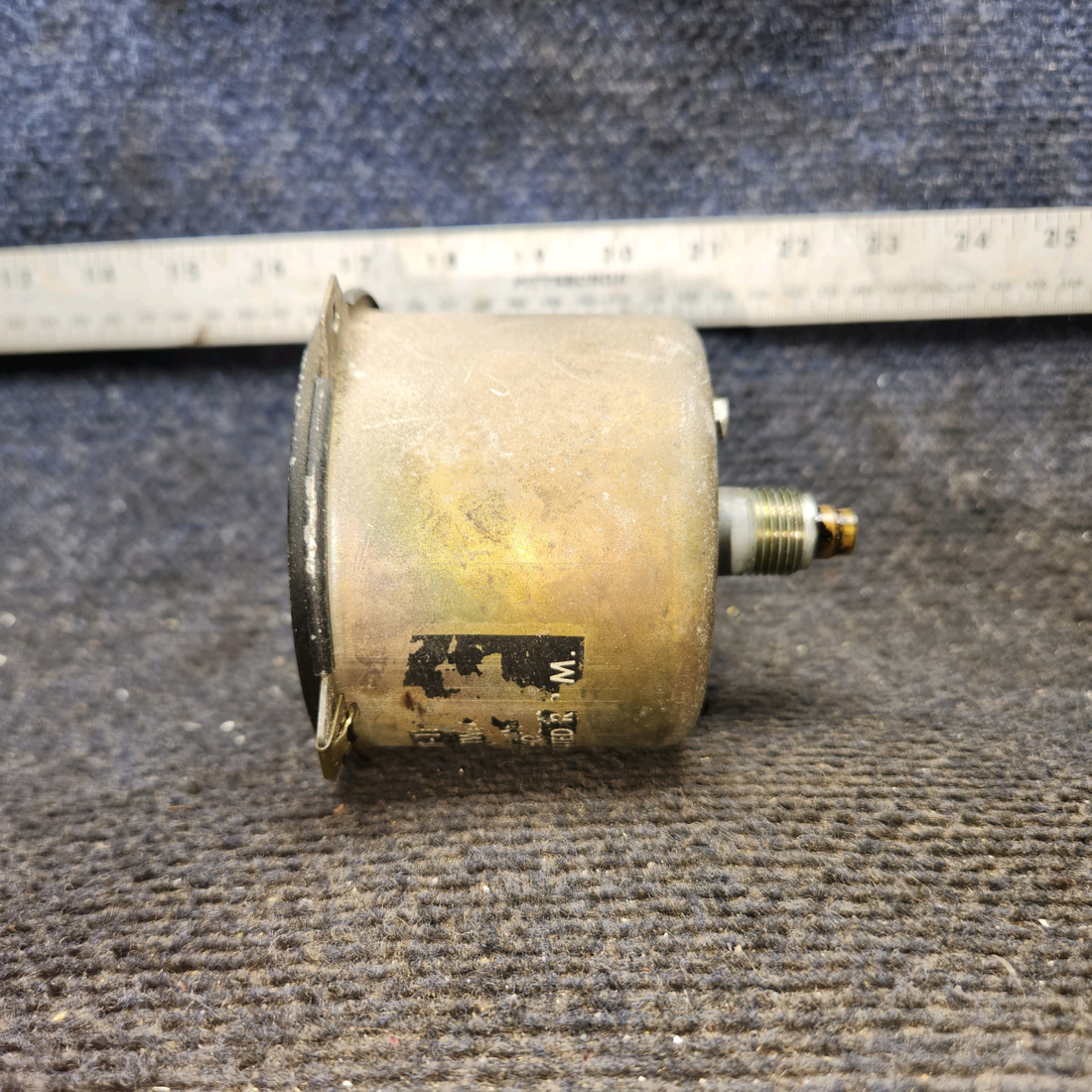 Used aircraft parts for sale, RT-7 cessna 150G Mechanical Recording Tachometer Indicator