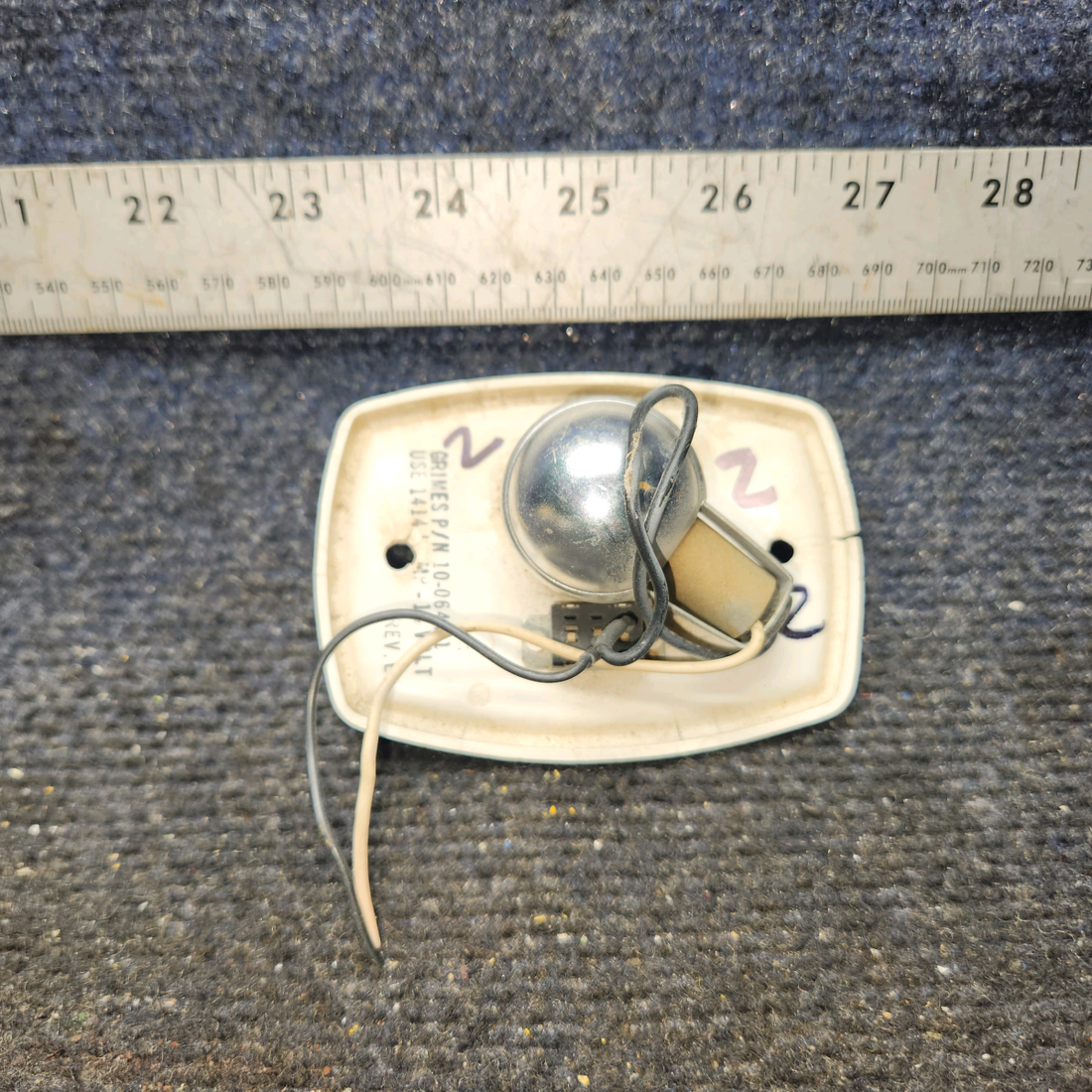 Used aircraft parts for sale, 572-524 Grimes Piper PA32RT-300 Reading Light W/Switch (14 V)