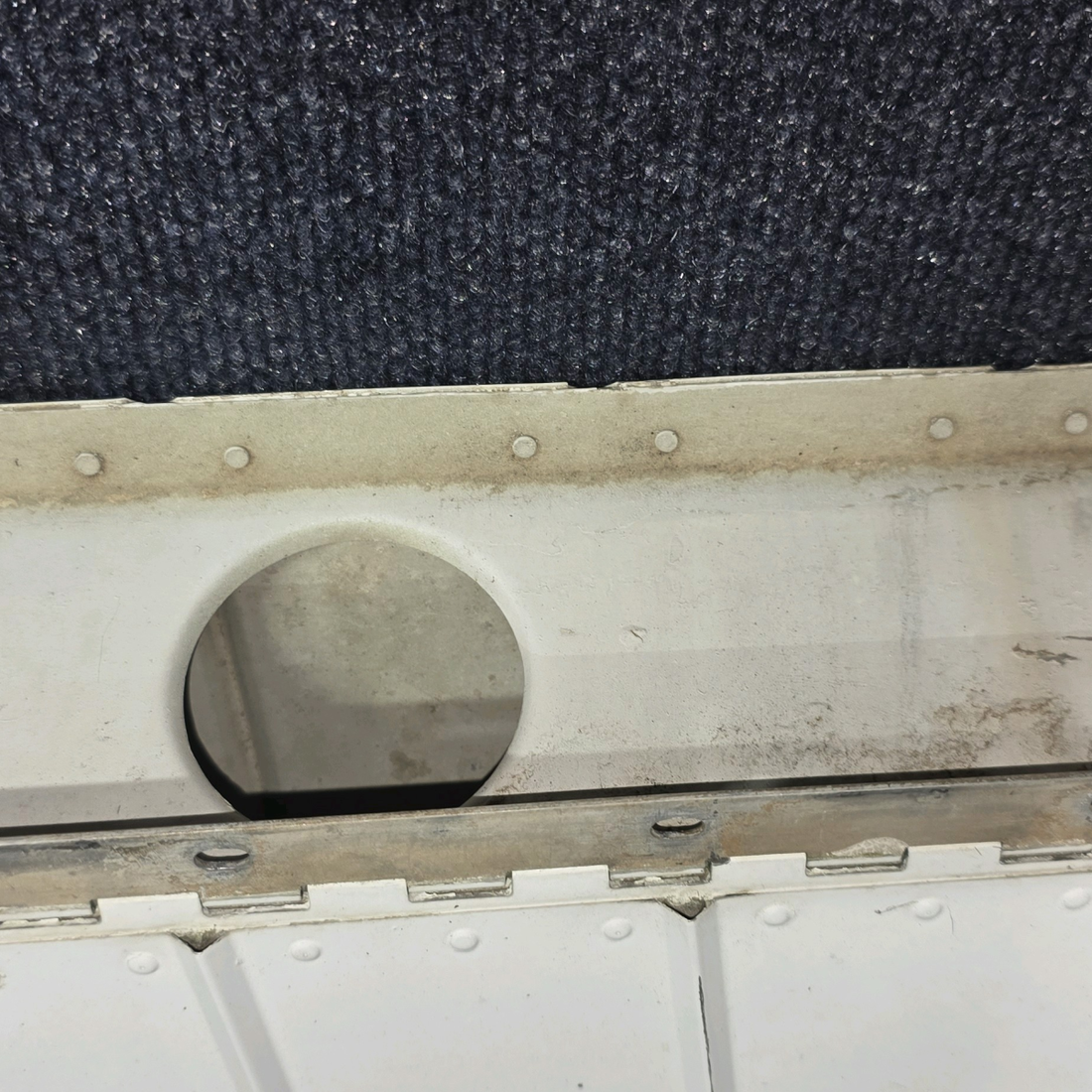 Used aircraft parts for sale, 0523800-16 Cessna 182G Aileron Assy LH