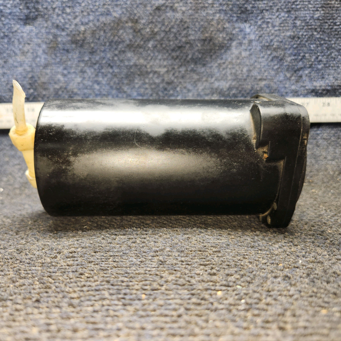 Used aircraft parts for sale, 639K-03 Kollsman cessna 150G Vertical Speed Indicator