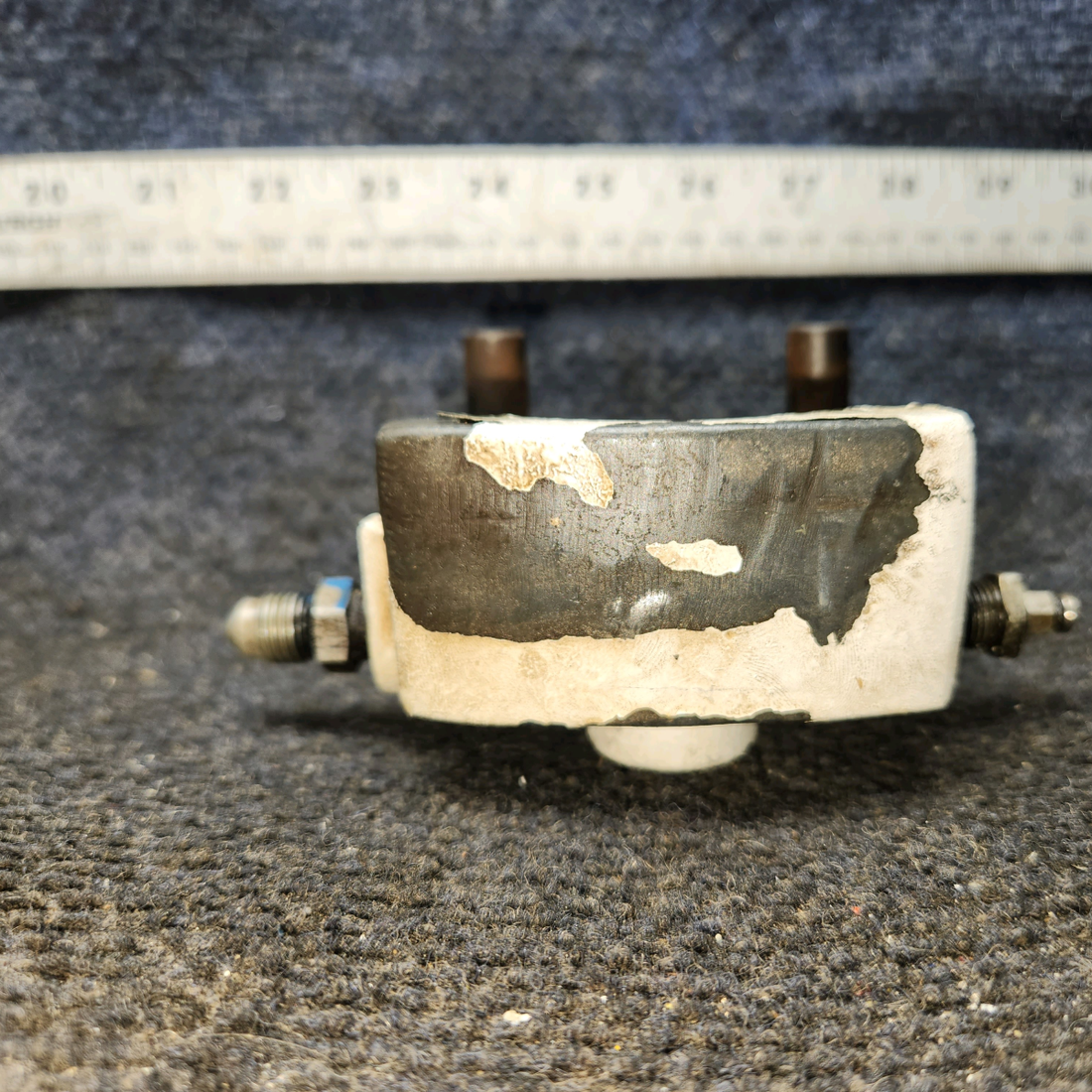 Used aircraft parts for sale, C163030-0103 Cleveland 30-63 Cessna 172E Brake Caliper Assembly No Bolts.