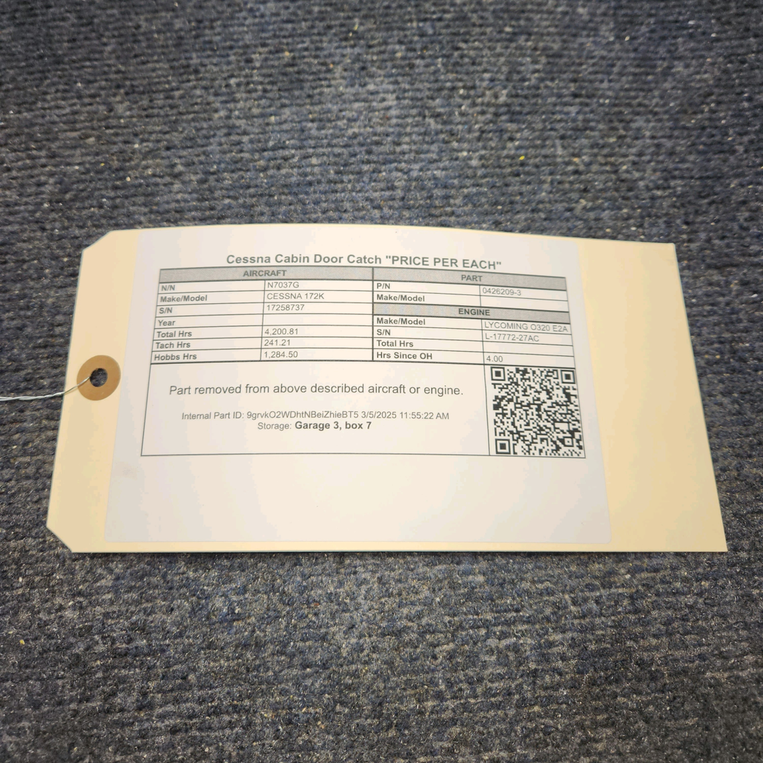 Used aircraft parts for sale, 0426209-3 CESSNA 172K CABIN DOOR CATCH "PRICE PER EACH"