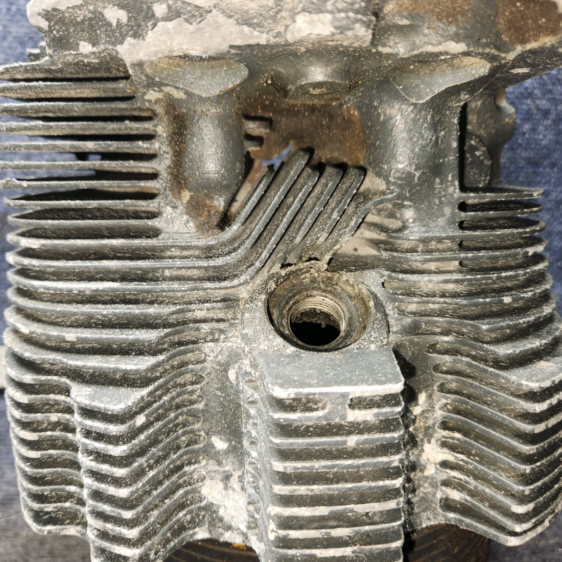 Used aircraft parts for sale, LW-12417 Lycoming O-320 American Gruman A1A Cylinder