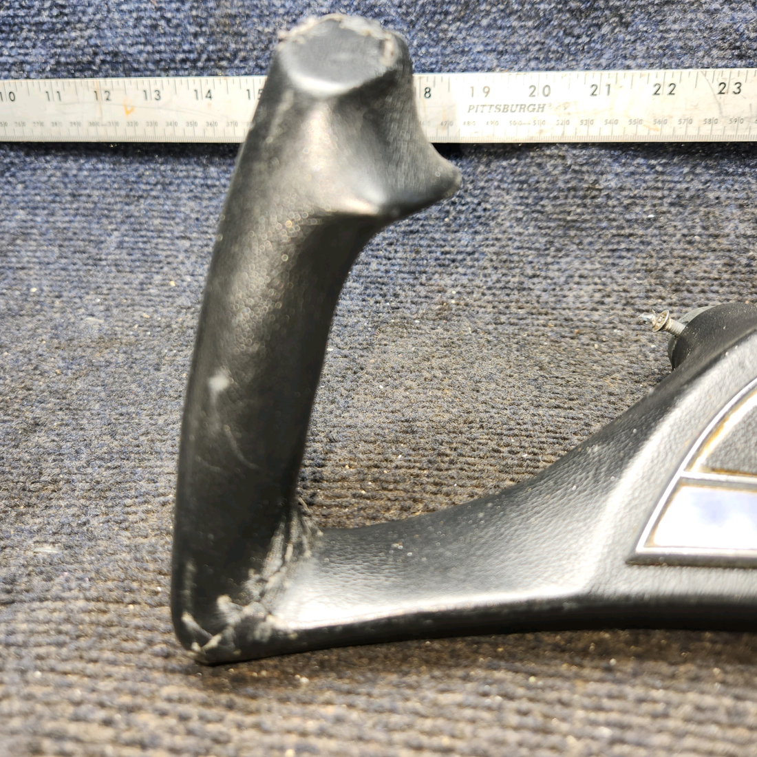 Used aircraft parts for sale, 0713747-200 Cessna 182G Wheel and Adapter Assembly Control