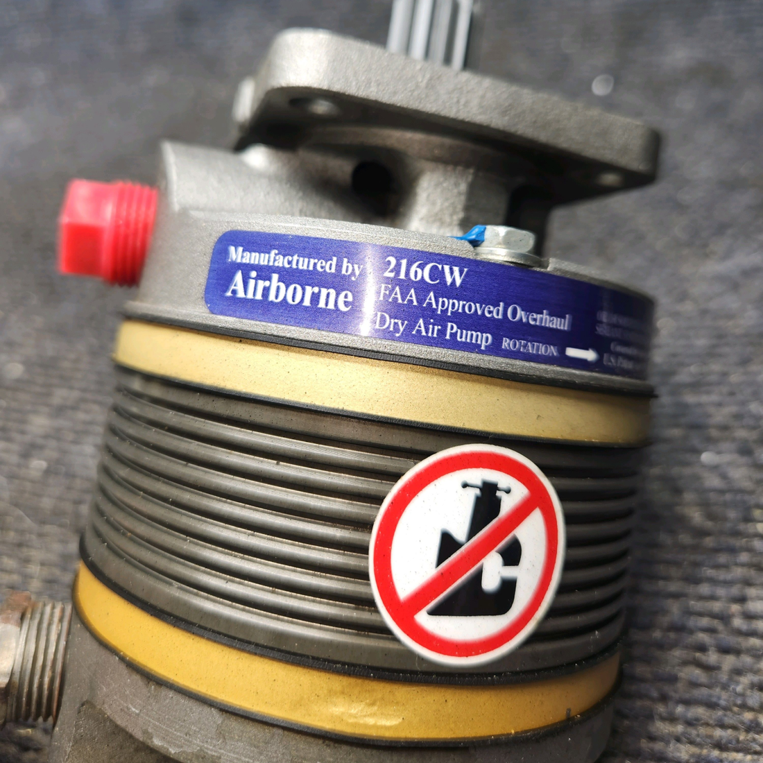 Used aircraft parts for sale, 216CW Rapco Inc. Cessna 182G Vacuum Pump