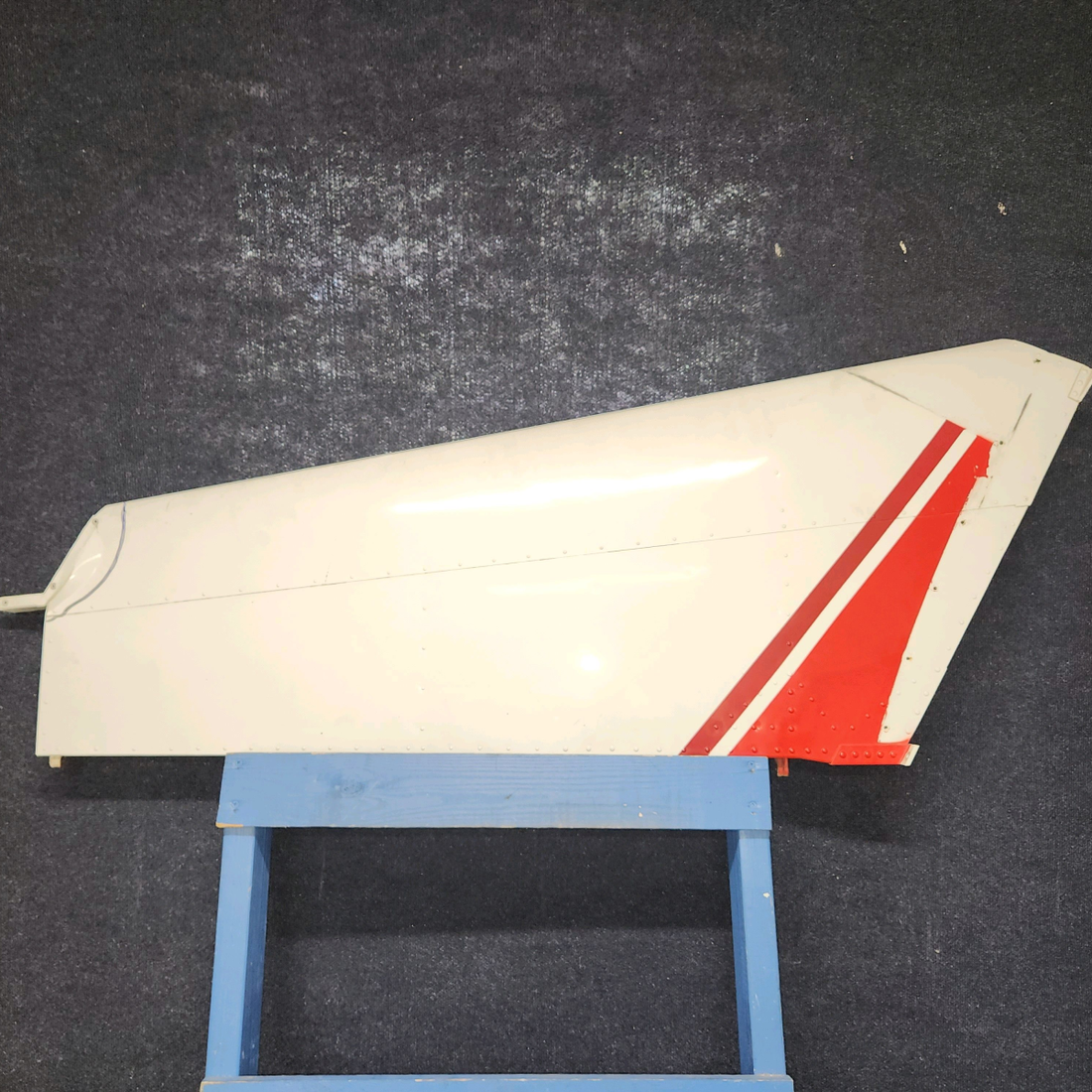 Used aircraft parts for sale, 0431004-2 CESSNA 150G Vertical Fin Assembly