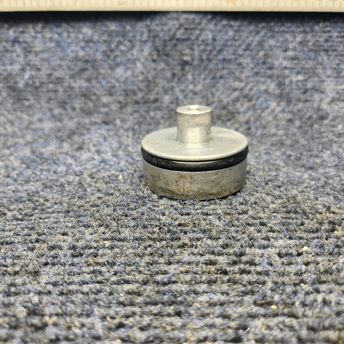 Used aircraft parts for sale, 36-8001-11 Cleveland Beechcraft F33A BRAKE CALIPER ASSEMBLY-"SEE PHOTOS FOR DETAIL PLEASE"