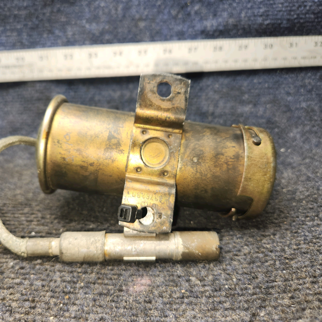 Used aircraft parts for sale, 476-411 Bendix Electronic Fuel Pump 24 V