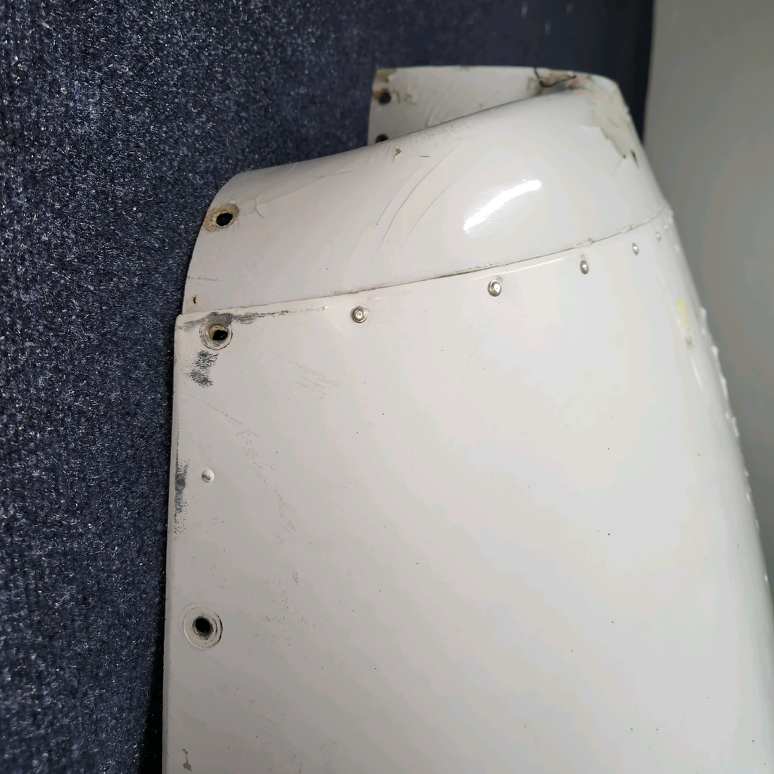 Used aircraft parts for sale, 0552162-14 cessna 172N Upper Spotweld Assembly – Cracked, Dented and Bent