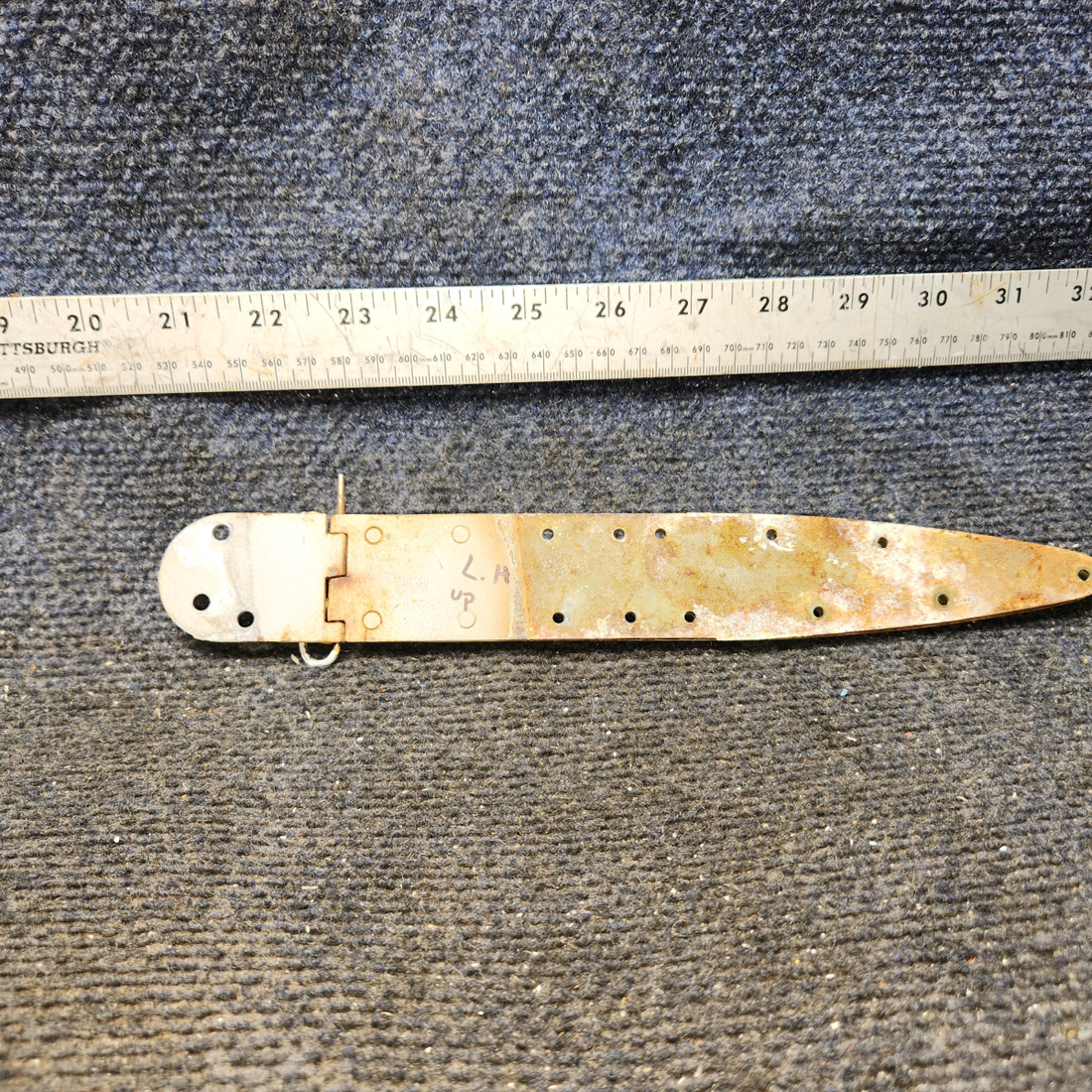 Used aircraft parts for sale, 0511237-1, 0511238-1 Cessna 172E Cabin Door Hinge Assembly Upper - LH