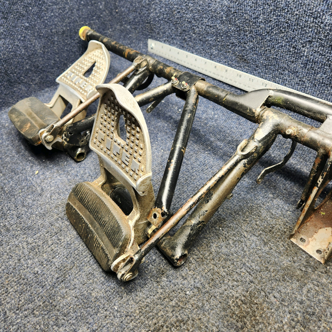 Used aircraft parts for sale, 63464-005 Piper PA32RT-300 RUDDER PEDAL BAR ASSEMBLY NO MASTER CYLINDER INCLUDE