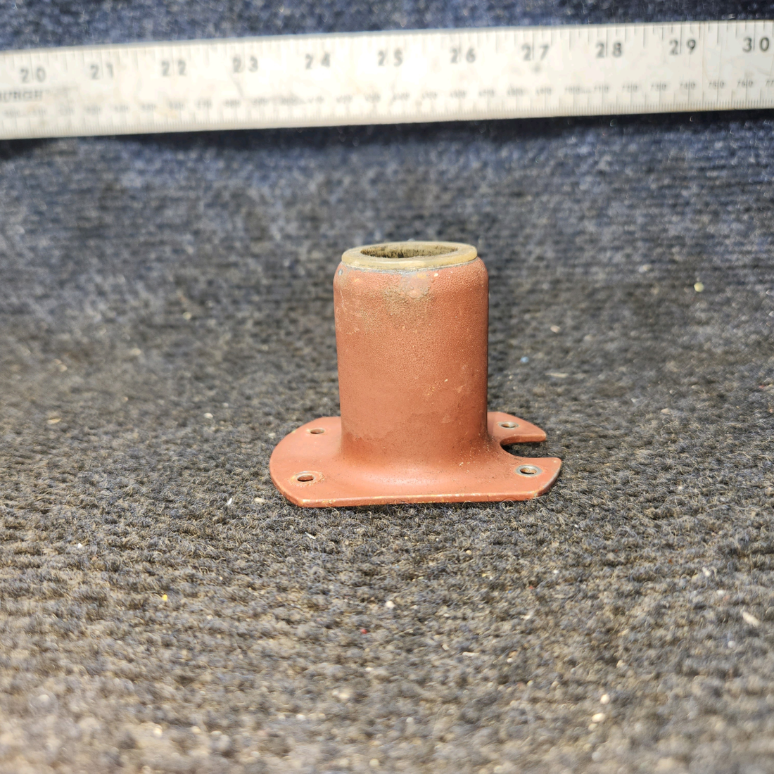 Used aircraft parts for sale, 0513311-2 Cessna 172F Control Tube Support RH