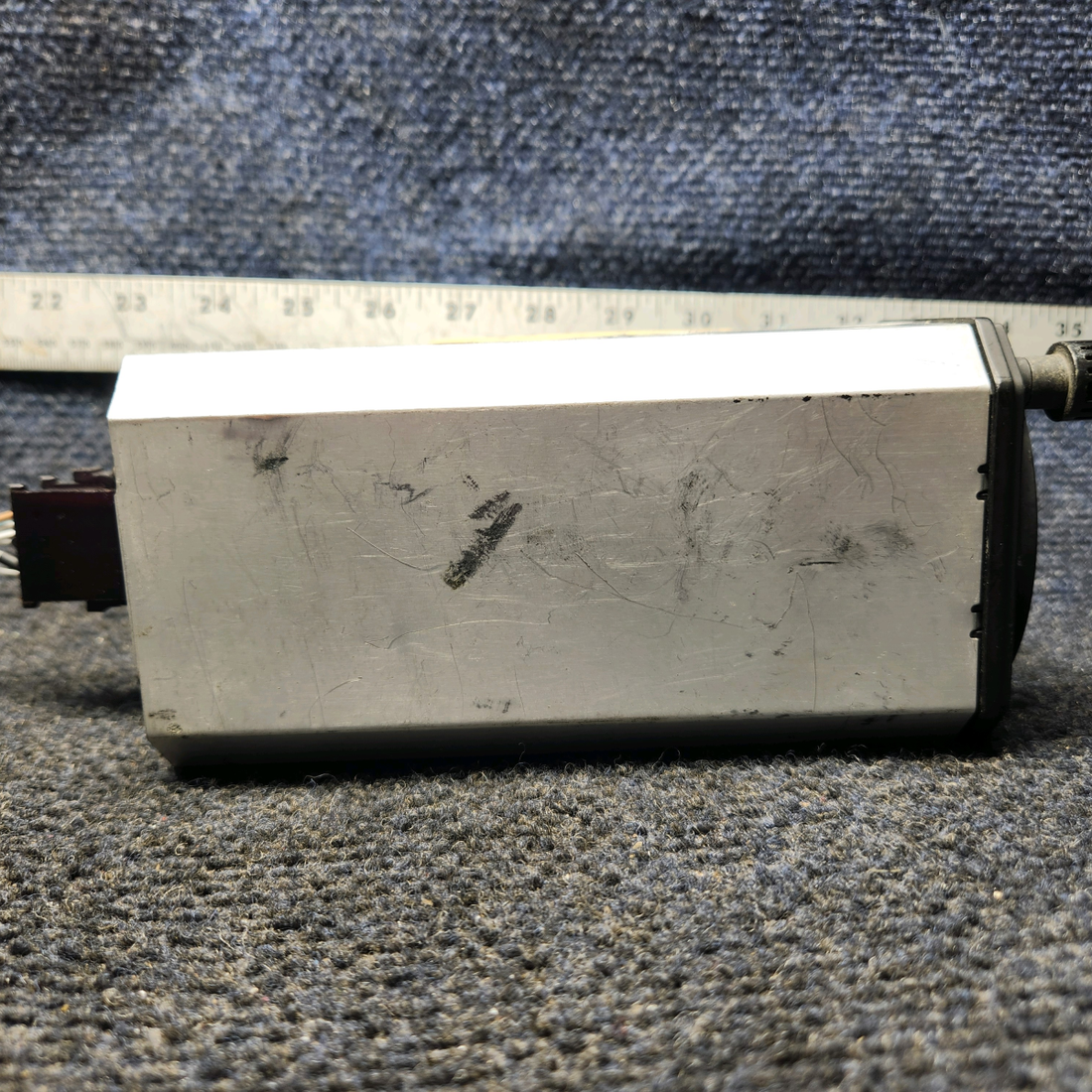 Used aircraft parts for sale, 066-3056-00 Bendix King KI-208 Piper PA28-161 VOR / LOG Indicator W Connector