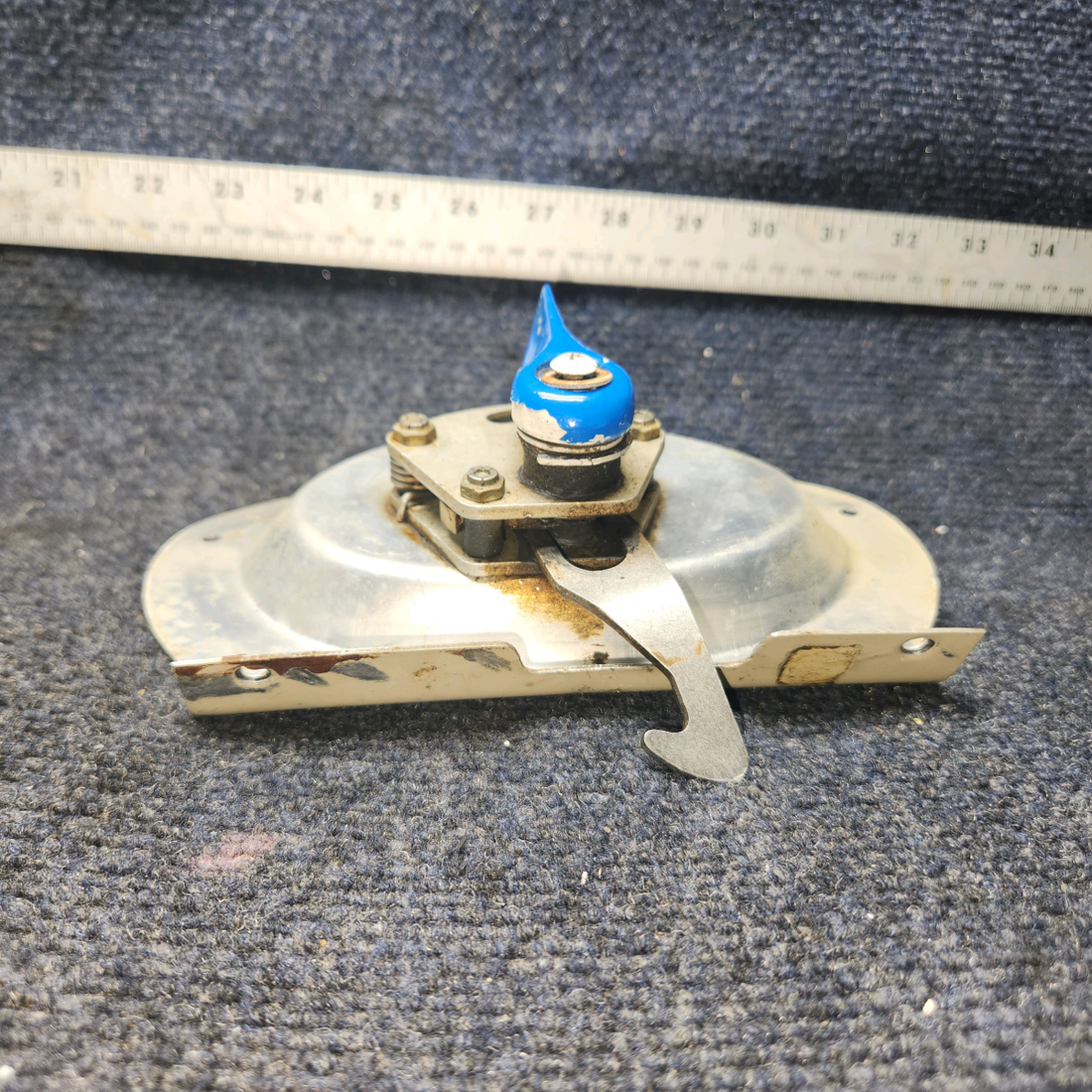 Used aircraft parts for sale, 63034-00 Piper PA28-140 Upper Door Auxiliary Latch