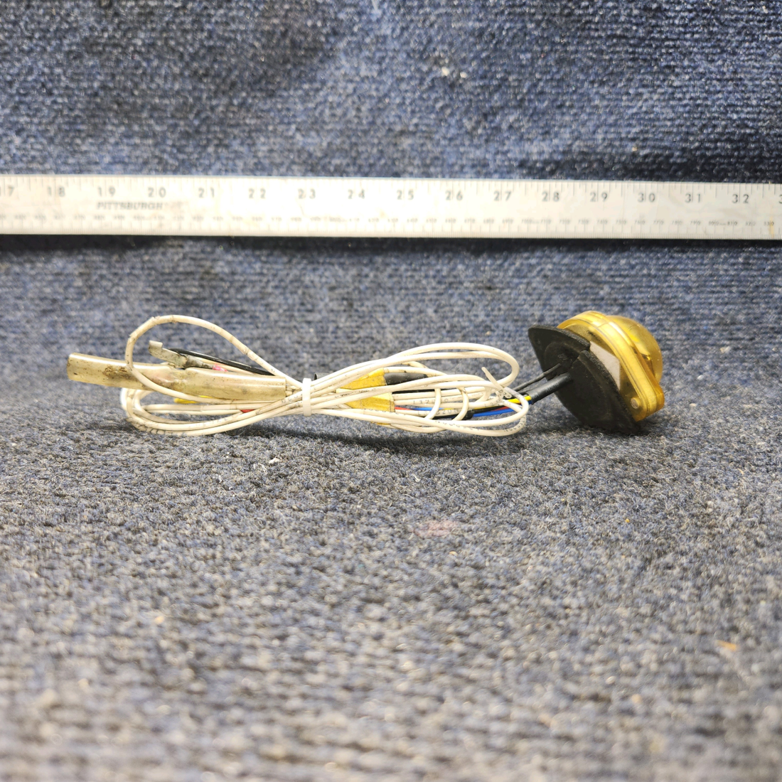 Used aircraft parts for sale, 11-17599 Aveo Positrobe BEECHCRAFT 95-55B White LED Tail Light