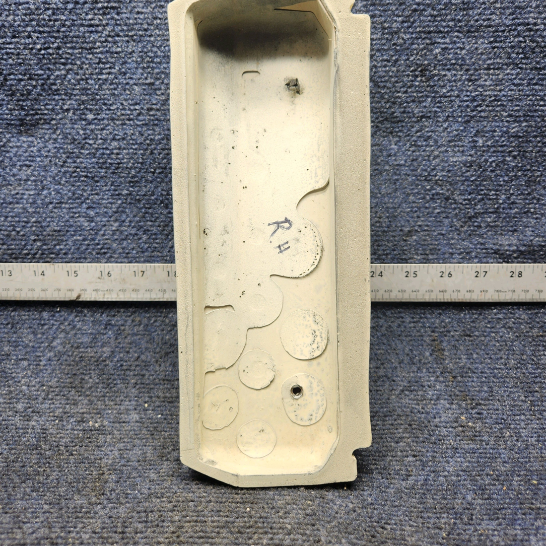 Used aircraft parts for sale, 96-534133-2 Beechcraft F33A PASSENGER ARMREST MIDDLE RH