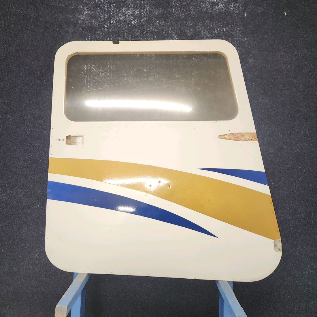 Used aircraft parts for sale, 0511460-2 Cessna 172 Cabin Door -  RH