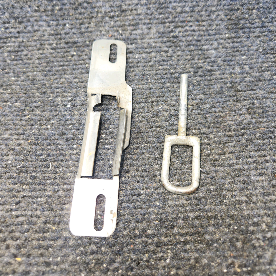 Used aircraft parts for sale, 63037-000 Piper PA32RT-300 Door Latch Plate with Loop Assembly
