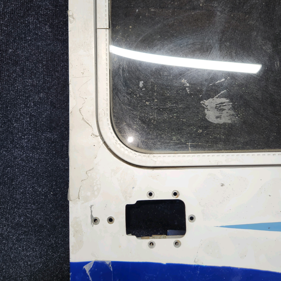 Used aircraft parts for sale, 0511803-26, 0711050-6 cessna 172N Cabin Door RH - Structure Assembly