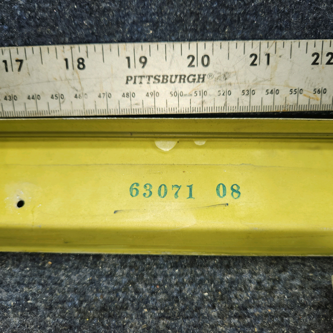 Used aircraft parts for sale, 630171-008 Piper PA28-140 REAR LH RETAINERS AND PLATE WINDOW SET