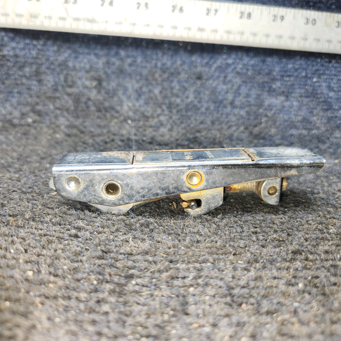 Used aircraft parts for sale, 60384013 Beechcraft 95-55B Nose Baggage Door Latch Assembly