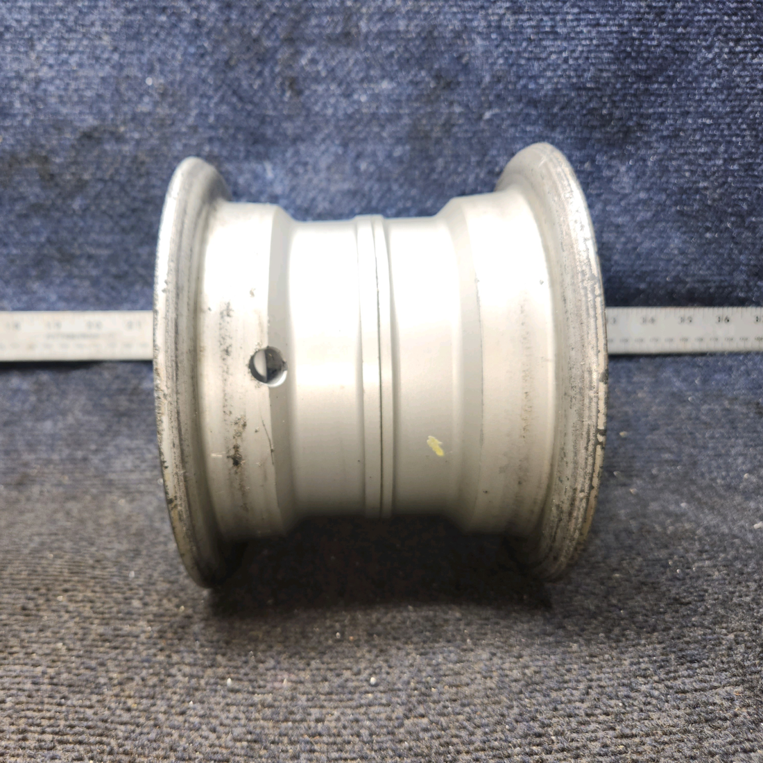 Used aircraft parts for sale, 40-97A Parker Cessna 172E 6.00-6 Main Wheel