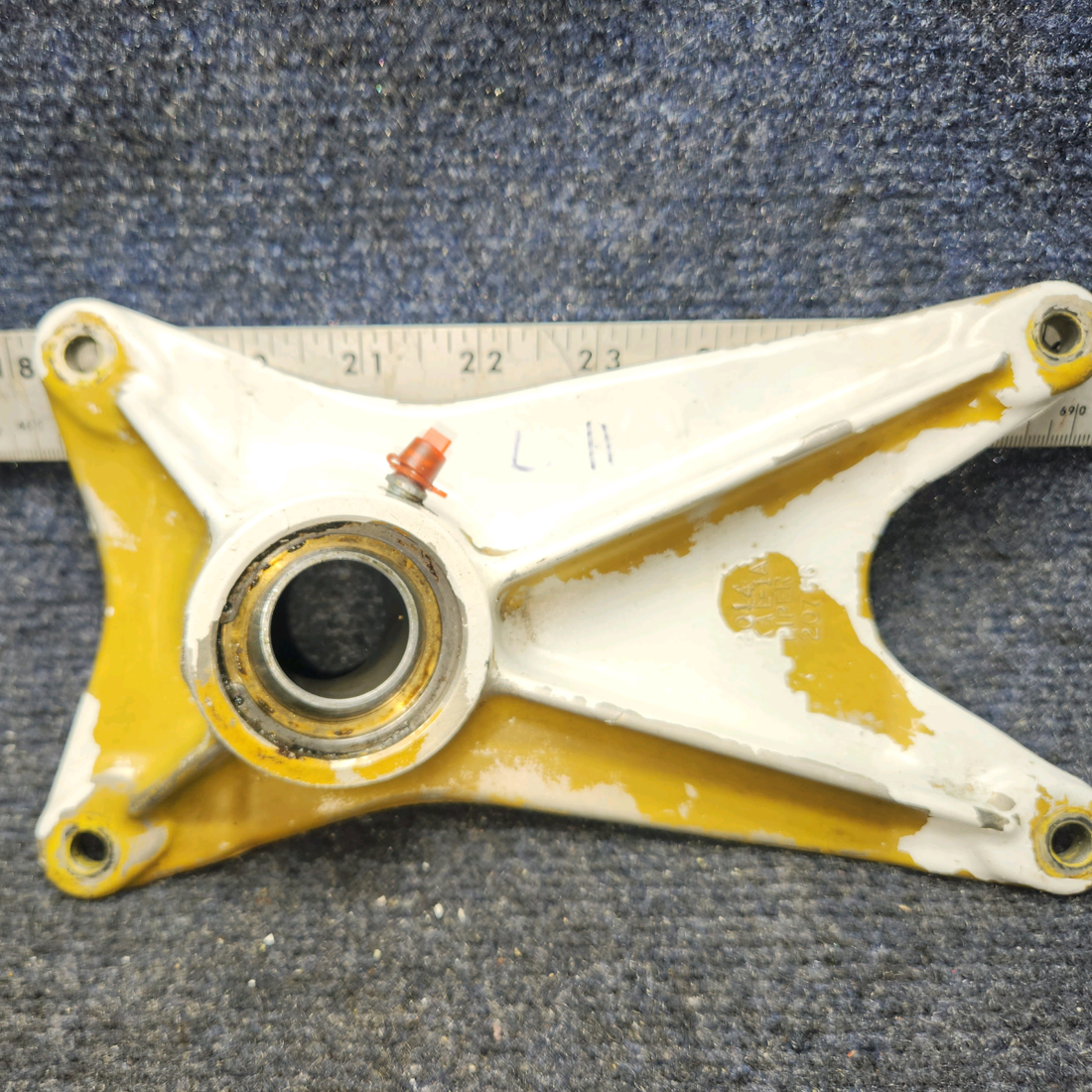 Used aircraft parts for sale, 20757-000 PIPER PA-24-250 Trunnion Fitting LH