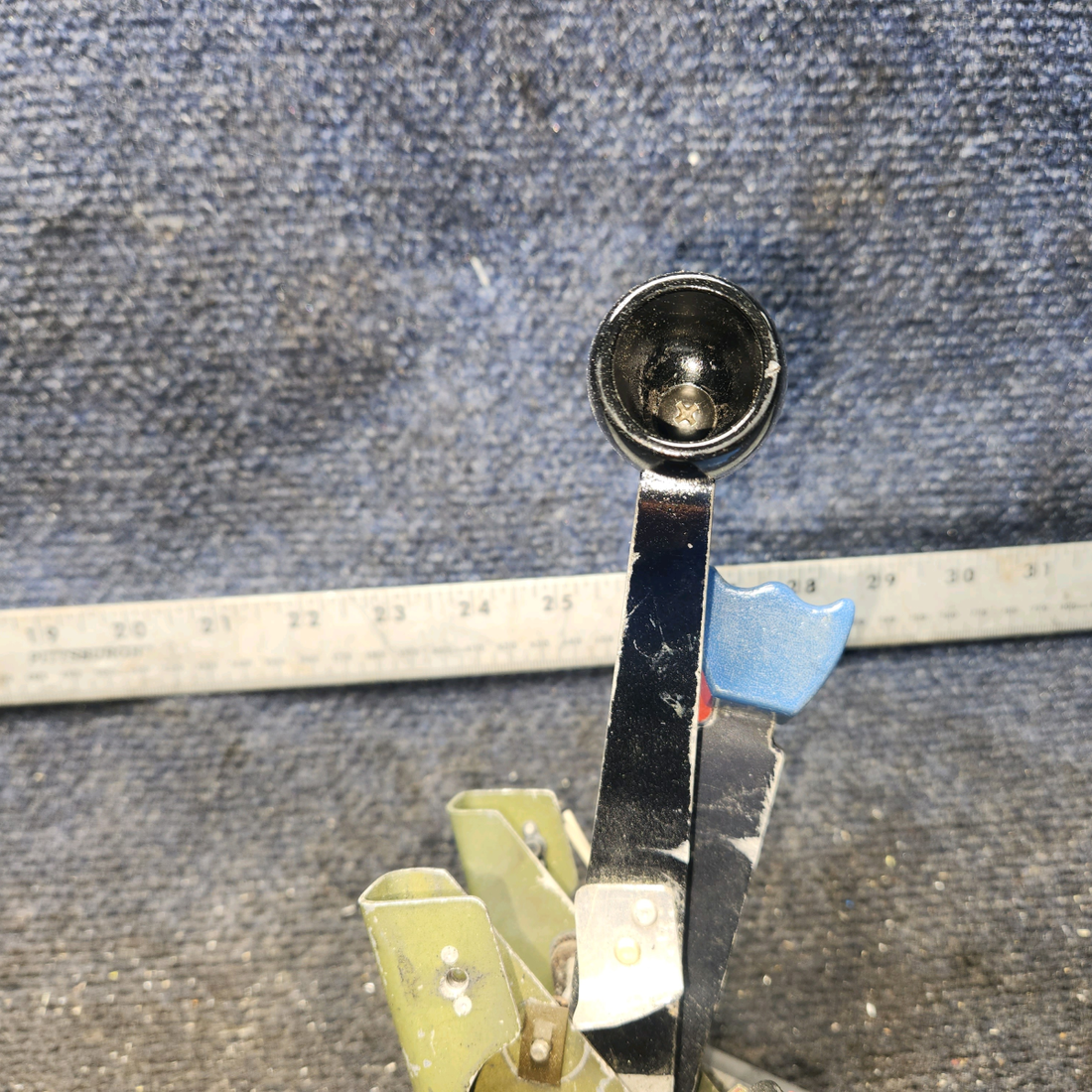 Used aircraft parts for sale, 67210-007 Piper PA28RT-201 Engine Control Quadrant Assembly