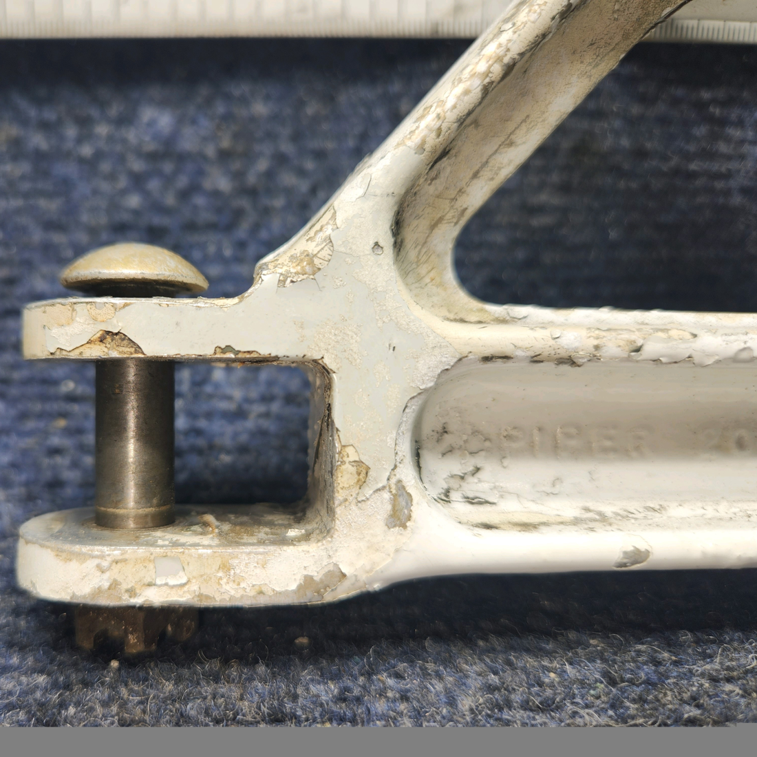 Used aircraft parts for sale, 67025-002 PIPER PA28RT-201 Main Gear Truss Link Assy w/Fitting