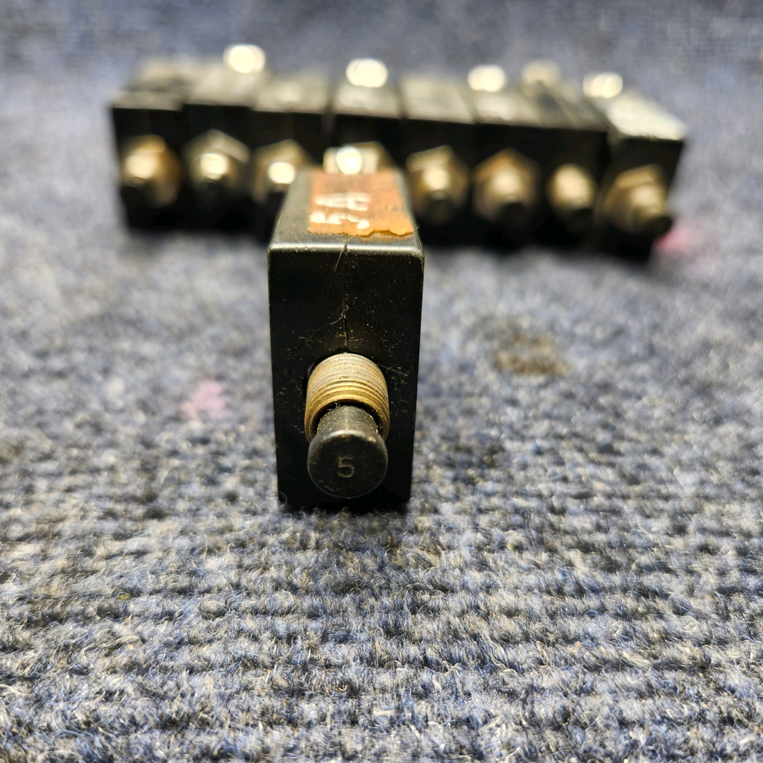 Used aircraft parts for sale, 109-205-101 Wood Electric WOOD ELECTRIC CIRCUIT BREAKER (5 AMP) "PRICE PER EACH"