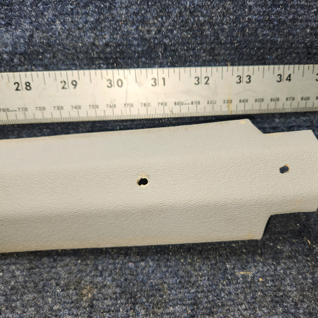 Used aircraft parts for sale, 2415014-3 Cessna 172RG COVER CENTER POST