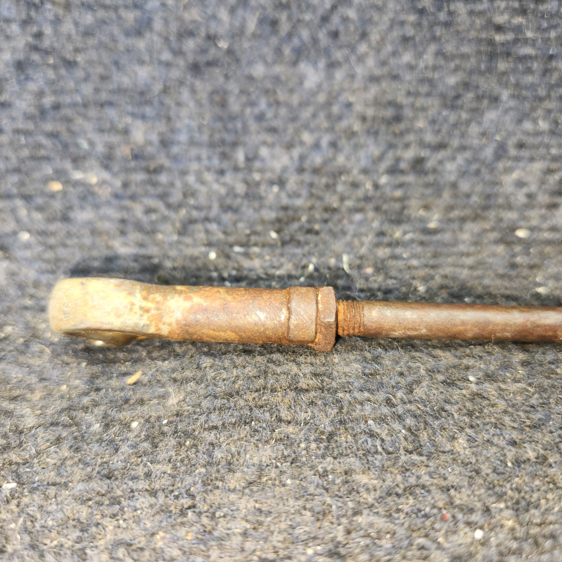 Used aircraft parts for sale, 0523218-2 Cessna 172F Aileron Push Pull Rod Assembly