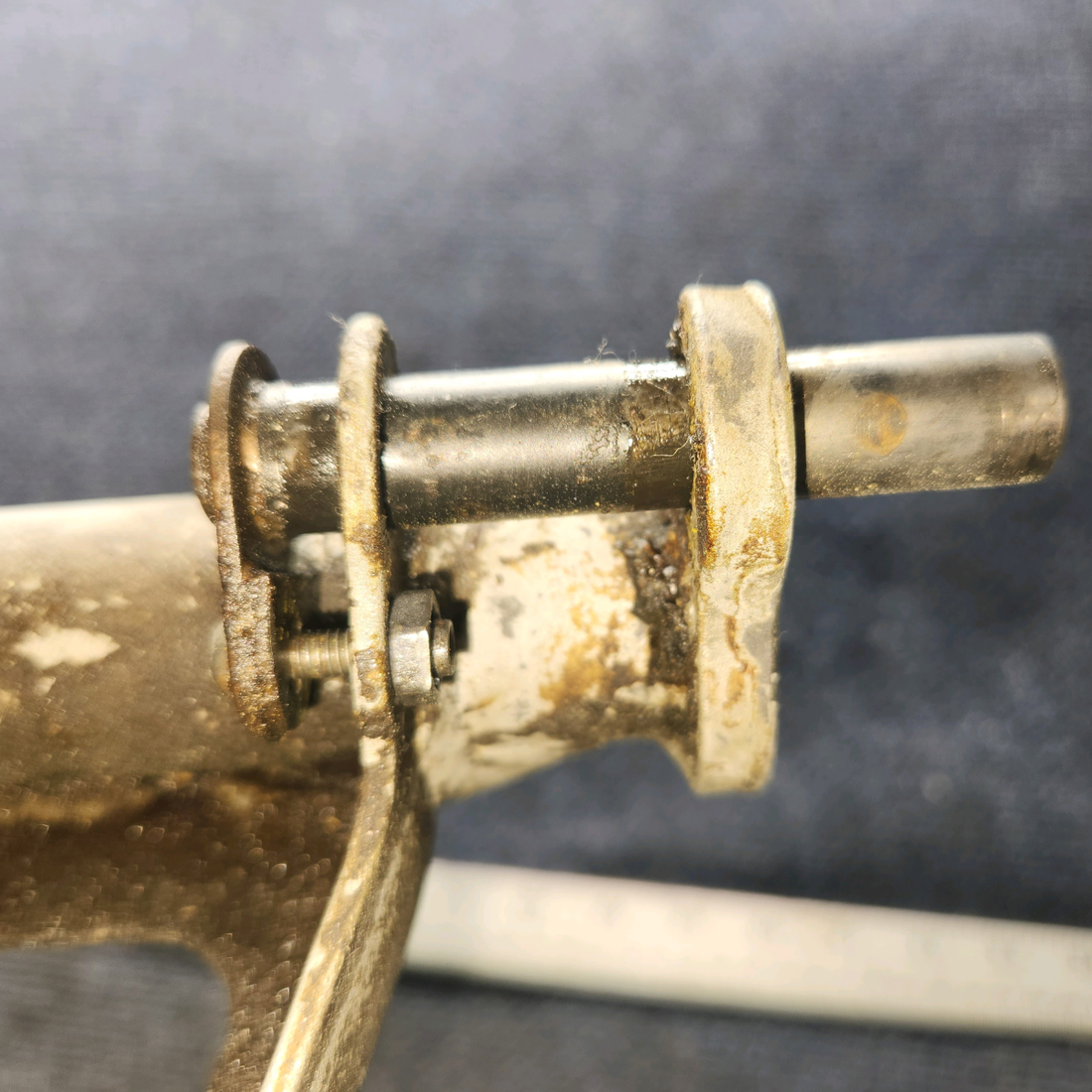 Used aircraft parts for sale, 35-815155-611 Beechcraft 35-33 Main Gear Retract Brace Assy - RH