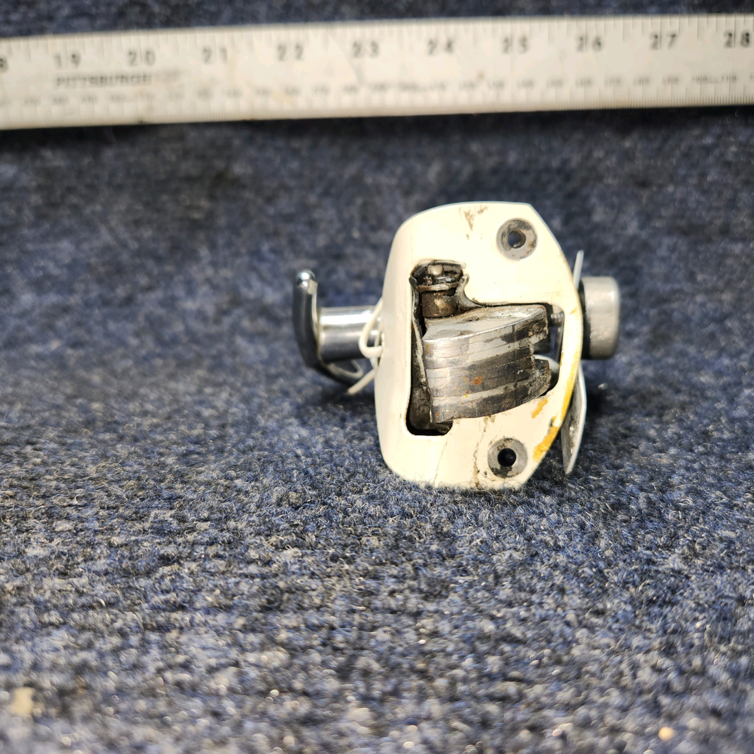 Used aircraft parts for sale, 21881-000 PIPER PA-24-250 Auxiliary Door Latch