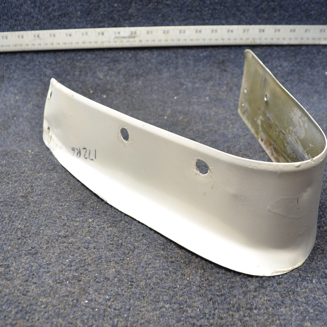 Used aircraft parts for sale, 0520015-6 Cessna  [part_model] Cessna 172RG WING FILLET ASSY RH